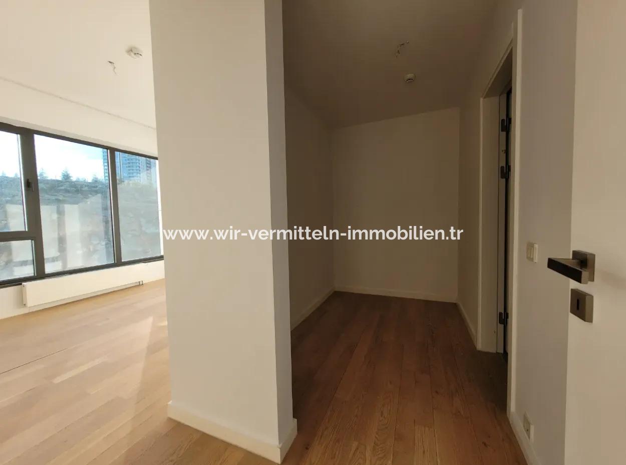 Tenantless İncek Loft 3+1 4Th Floor Apartment With Terrace For Sale In Gölbaşı - Ankara -Turkey