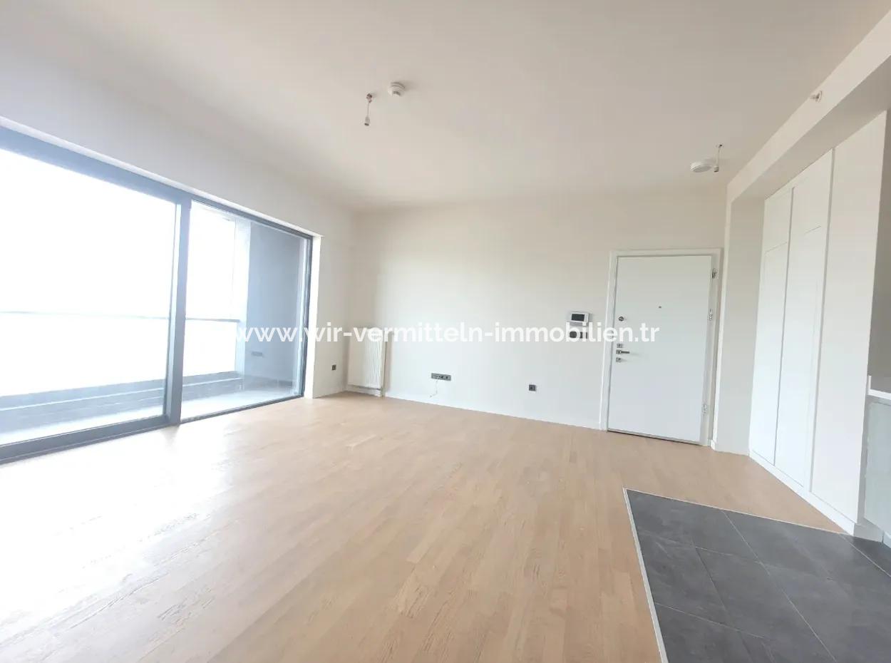 Beytepe İncek Bulvar Loft For Sale 1+1 55 M² 17Th Floor Apartment