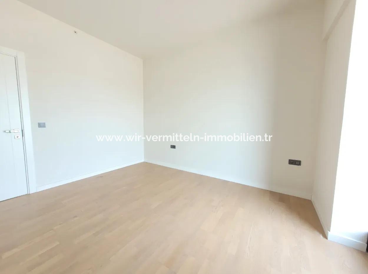 Beytepe İncek Bulvar Loft For Sale 1+1 55 M² 17Th Floor Apartment