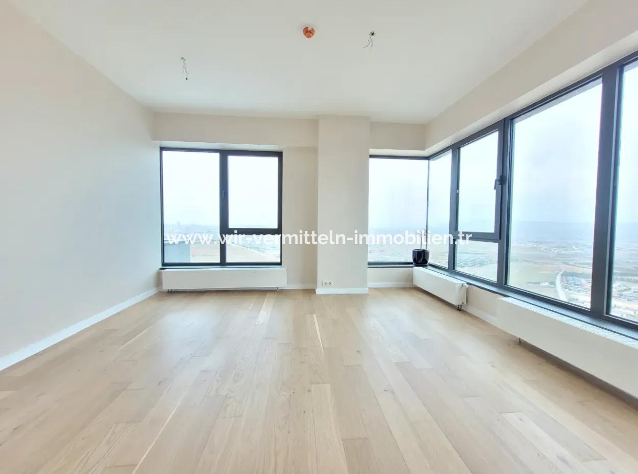 İncek Loft For Sale 2+1 85 M² 22Nd Floor Mogan Facade Apartment