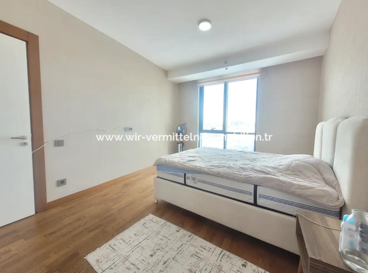 Vacant Luxury Furnished İncek Prestige  18Th Floor Apartment For Rent 1+1 62 M²
