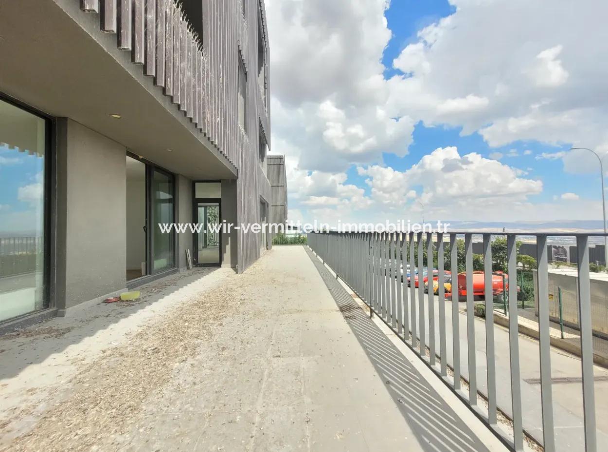 Empty İncek Loft For Sale Terrace 4+1 Mogan View 146 M² 1St Floor Apartment