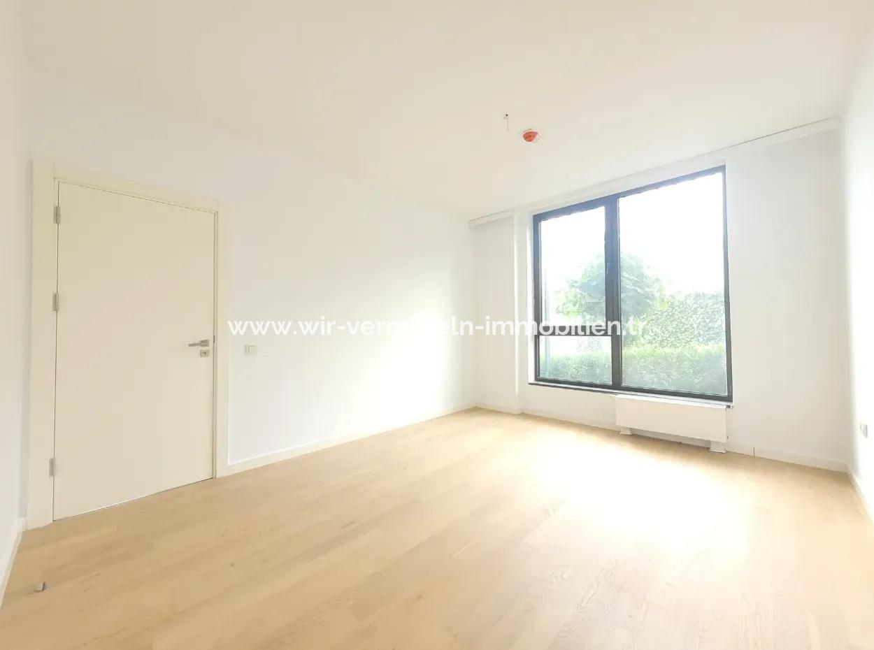 Empty İncek Loft For Sale Terrace 4+1 Mogan View 146 M² 1St Floor Apartment