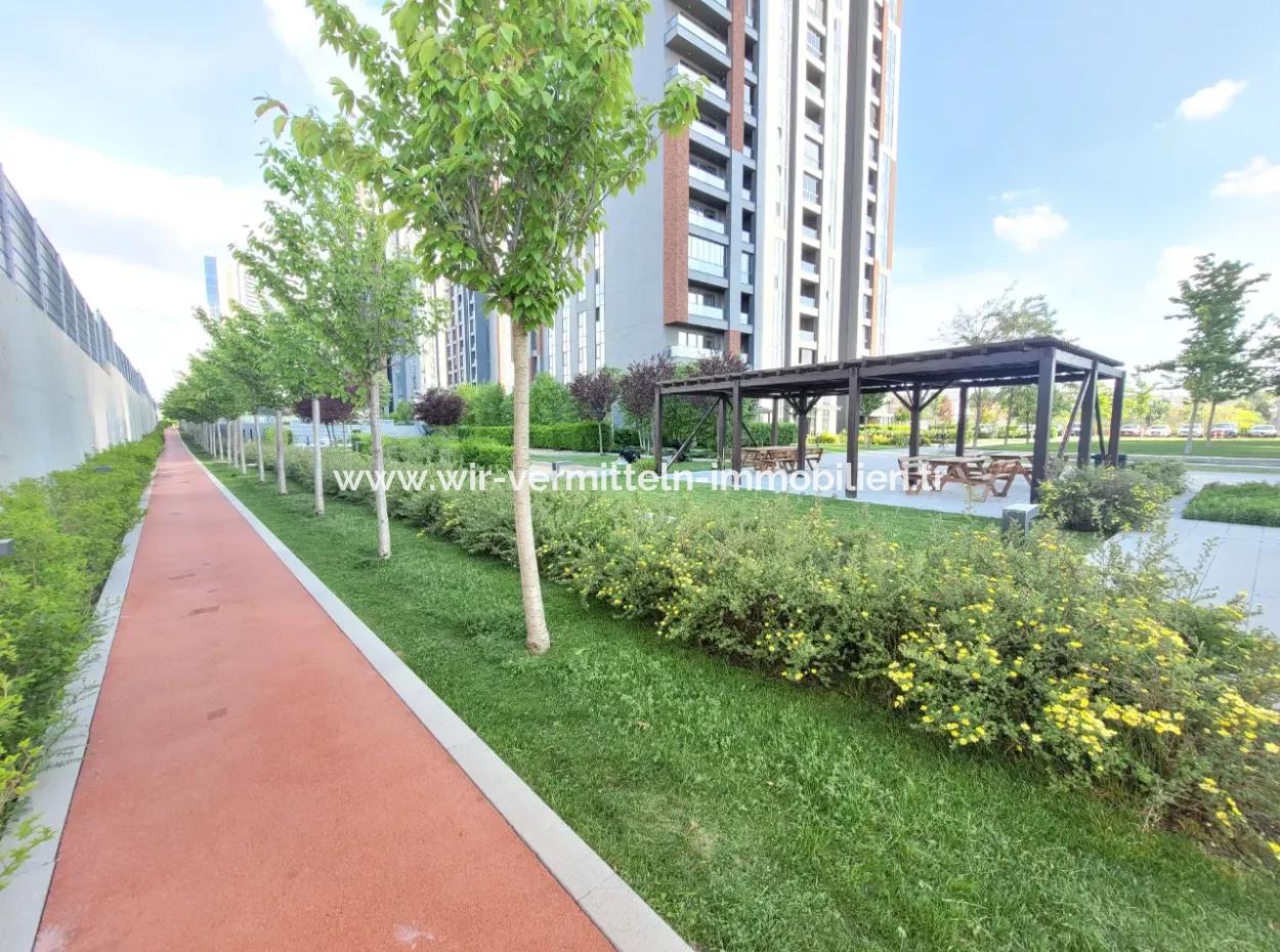 Beytepe İncek Bulvar Loft For Sale 1+1 46 M² 9Th Floor Lake View Flat