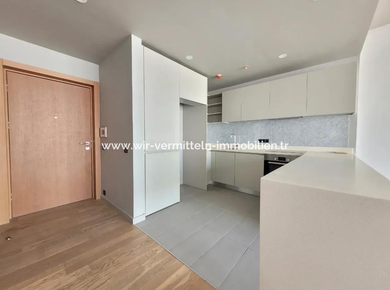 İncek Loft For Sale 1+1 City View 8Th Floor Apartment