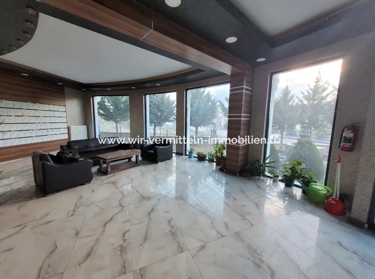 Empty İncek Single Building Venus Residence Furnished For Rent 1+1 Flat Office Kızılcaşar Gölbaşı Ankara