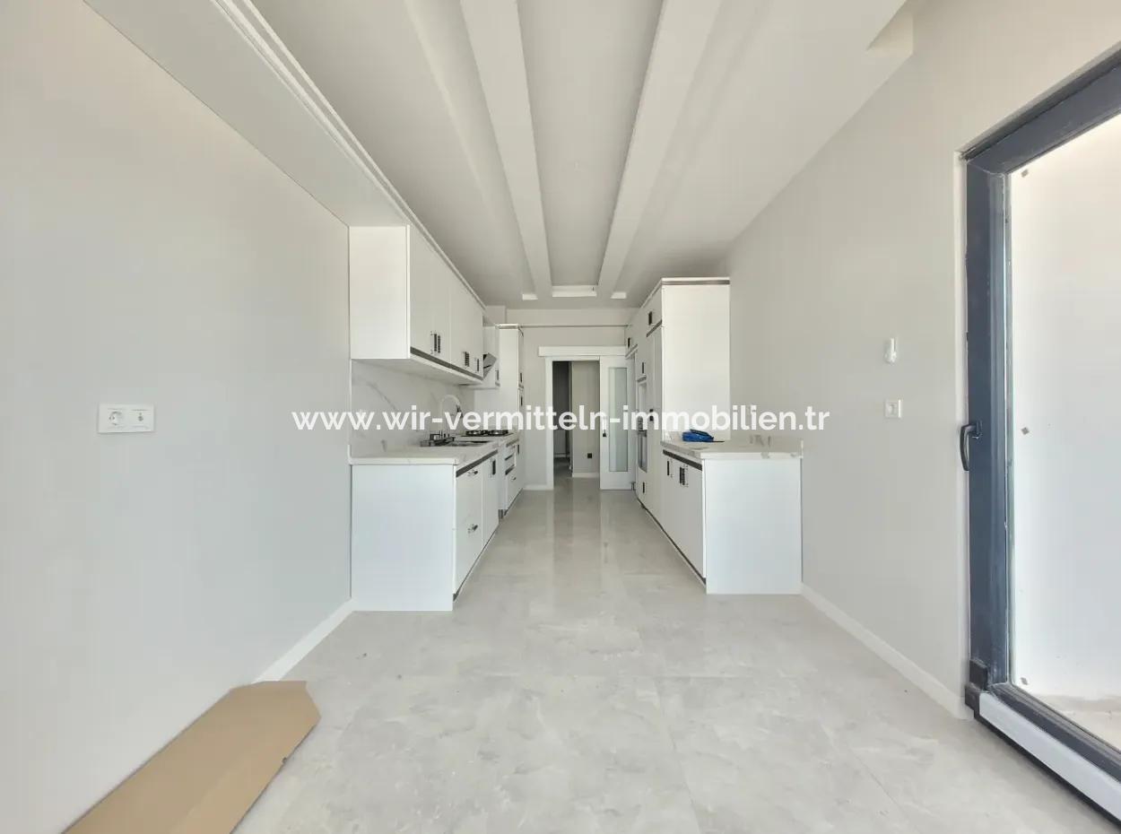 Suitable For Citizenship Luxury 200 M² Apartment For Sale On An Intermediate Floor With Park View In Bahçelievler Neighborhood, Gölbaşı, Ankara,