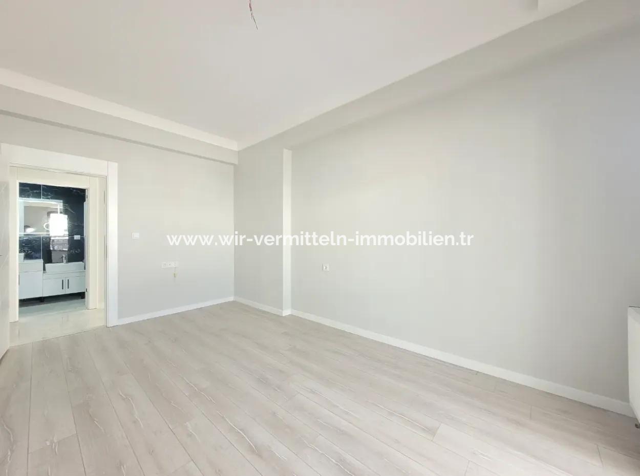 Suitable For Citizenship Luxury 200 M² Apartment For Sale On An Intermediate Floor With Park View In Bahçelievler Neighborhood, Gölbaşı, Ankara,