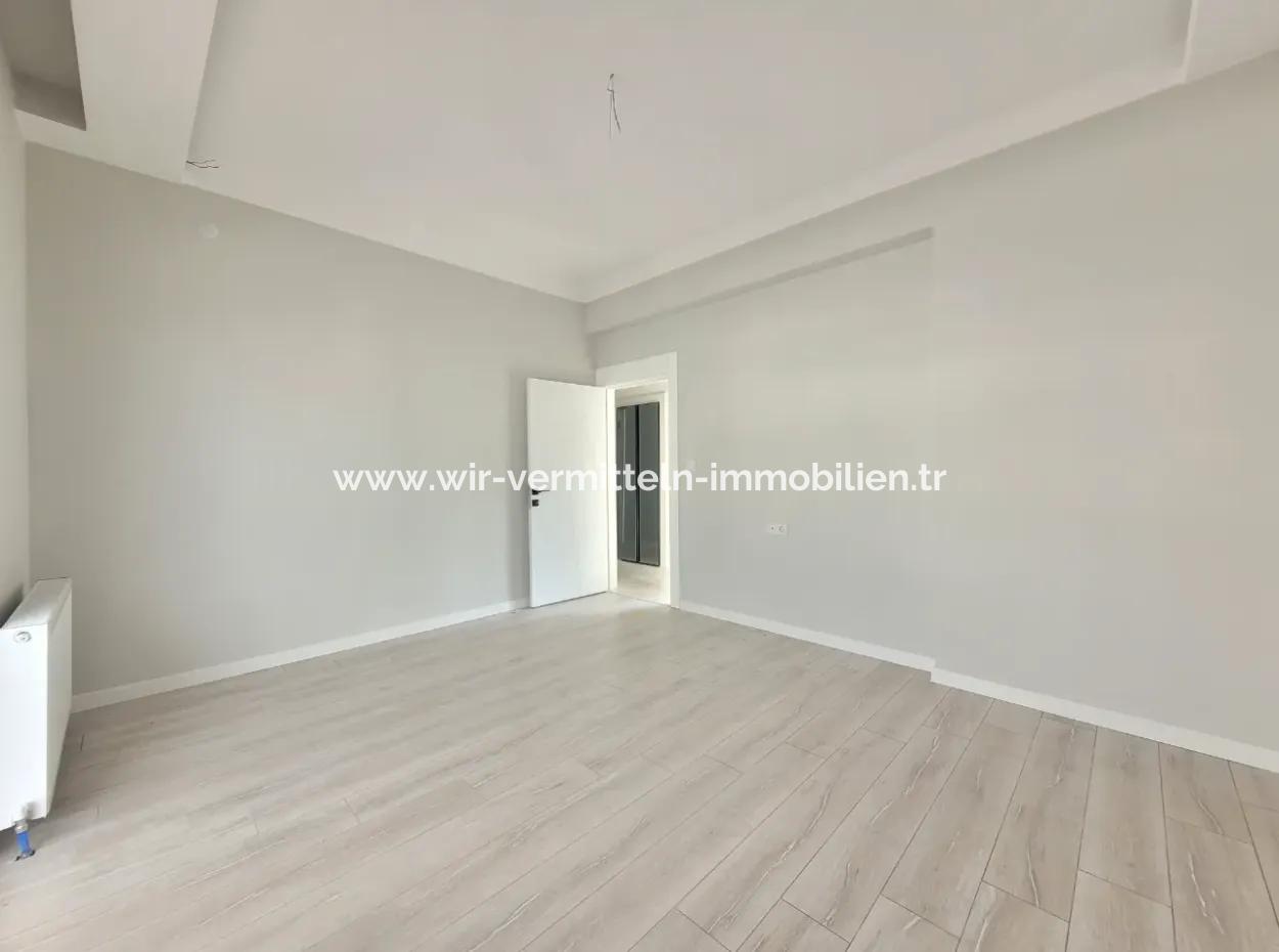 Suitable For Citizenship Luxury 200 M² Apartment For Sale On An Intermediate Floor With Park View In Bahçelievler Neighborhood, Gölbaşı, Ankara,