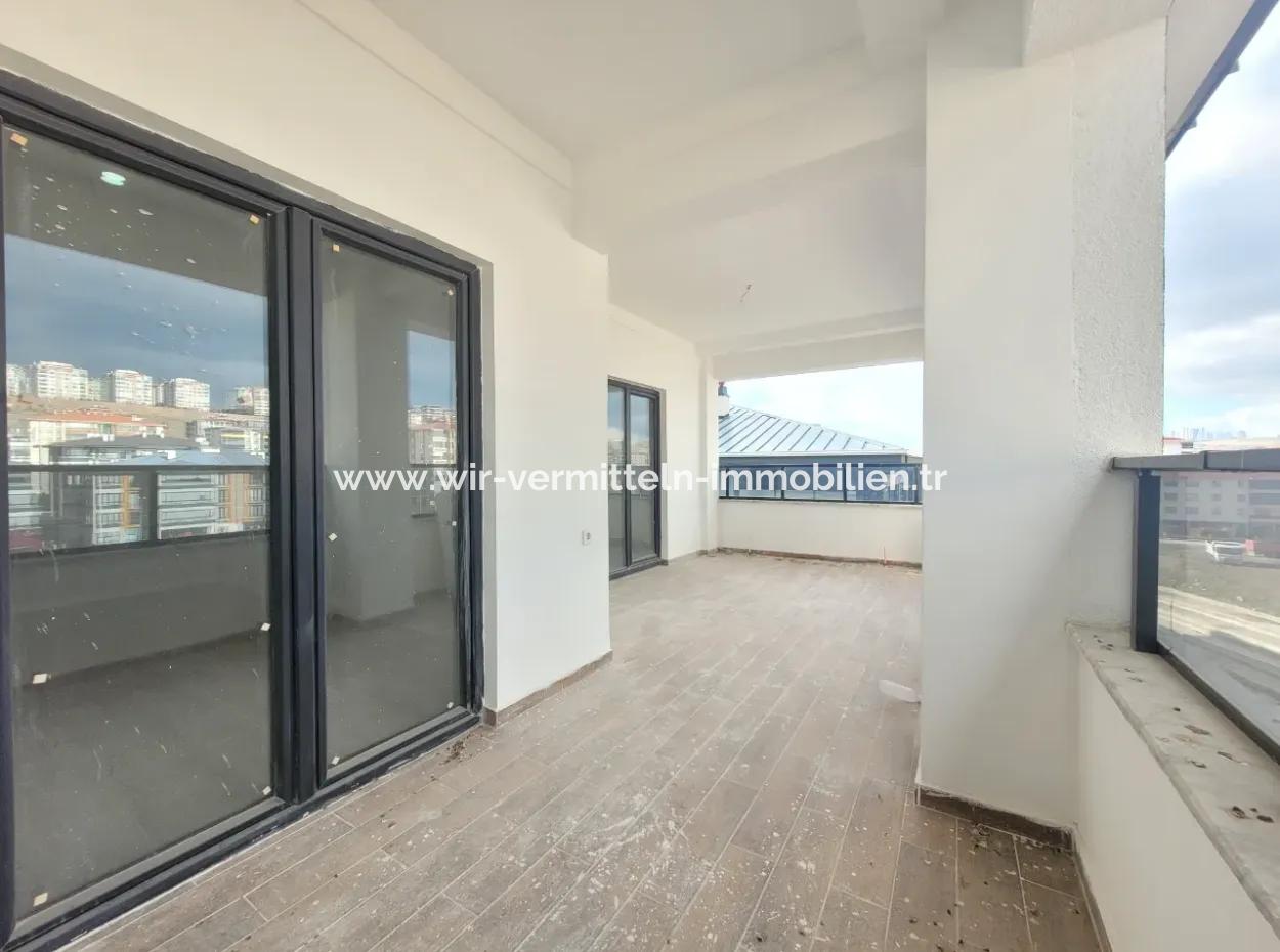 Suitable For Citizenship Luxury 200 M² Apartment For Sale On An Intermediate Floor With Park View In Bahçelievler Neighborhood, Gölbaşı, Ankara,