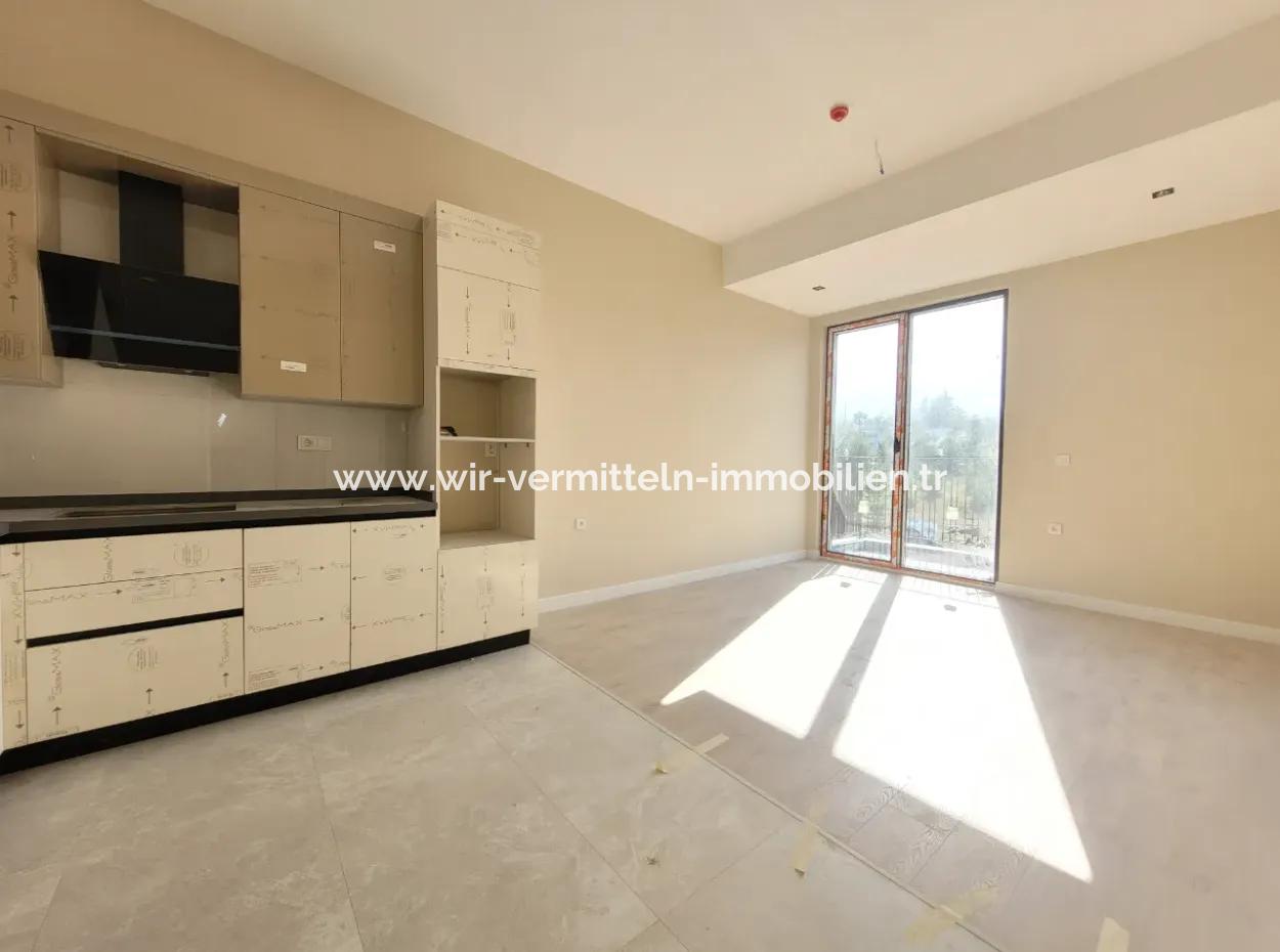 1+1 Flat For Sale Suitable For Zero Credit Suitable For Cherry Shop Metu Near Worker Blocks Neighborhood Çankaya Ankara