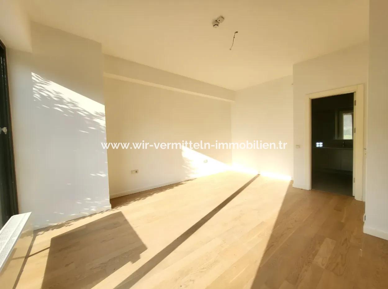 İncek Loft Suitable For Credit For Sale 2,5+1 Ground Floor Flat With Landscape View 2 Gardens