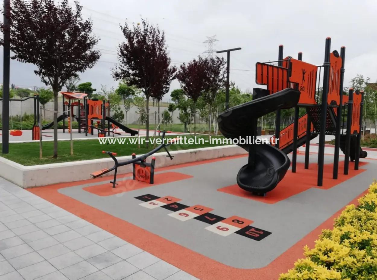 3+1 130 M² 17Rd Floor South Facing Apartment For Sale In Beytepe İncek Bulvar Loft Complex