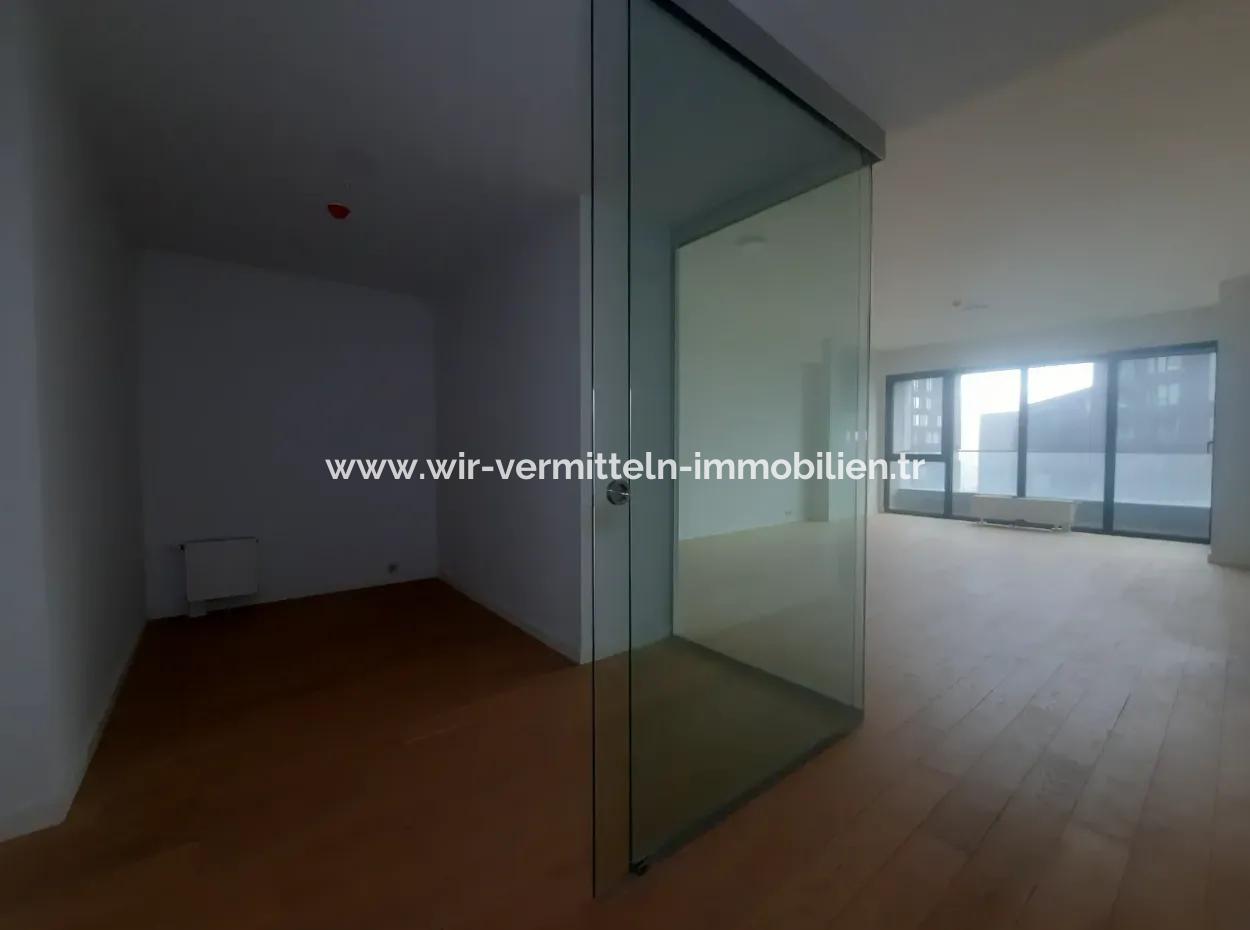 2,5+1 Tenantless Apartment With Landscape View For Sale In İncek Loft Complex