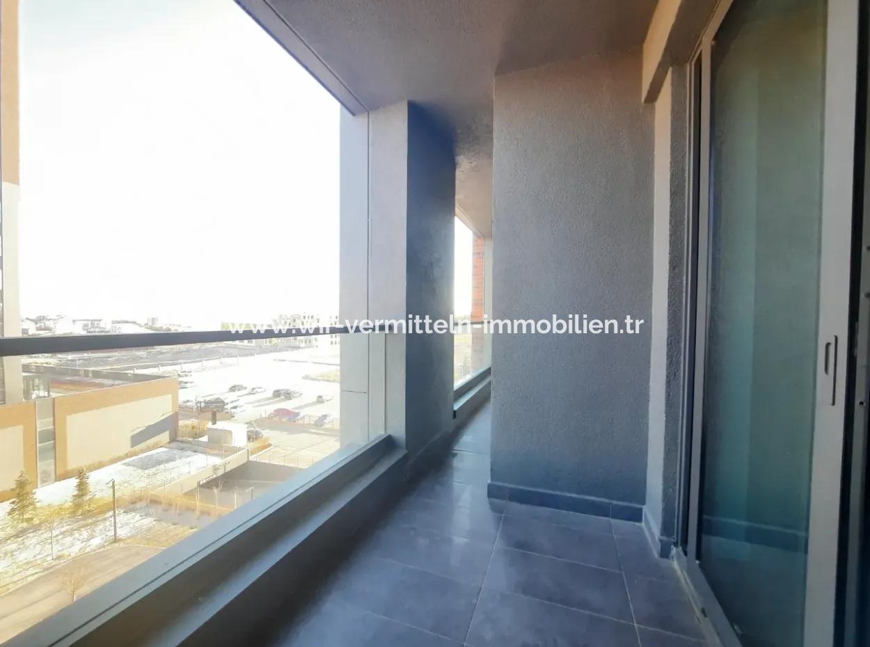 3+1 130 M² 17Rd Floor South Facing Apartment For Sale In Beytepe İncek Bulvar Loft Complex