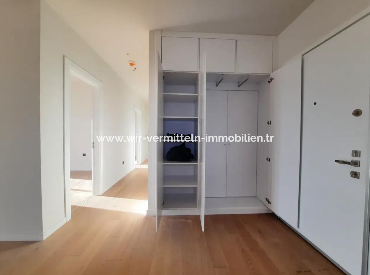 3+1 130 M² 17Rd Floor South Facing Apartment For Sale In Beytepe İncek Bulvar Loft Complex