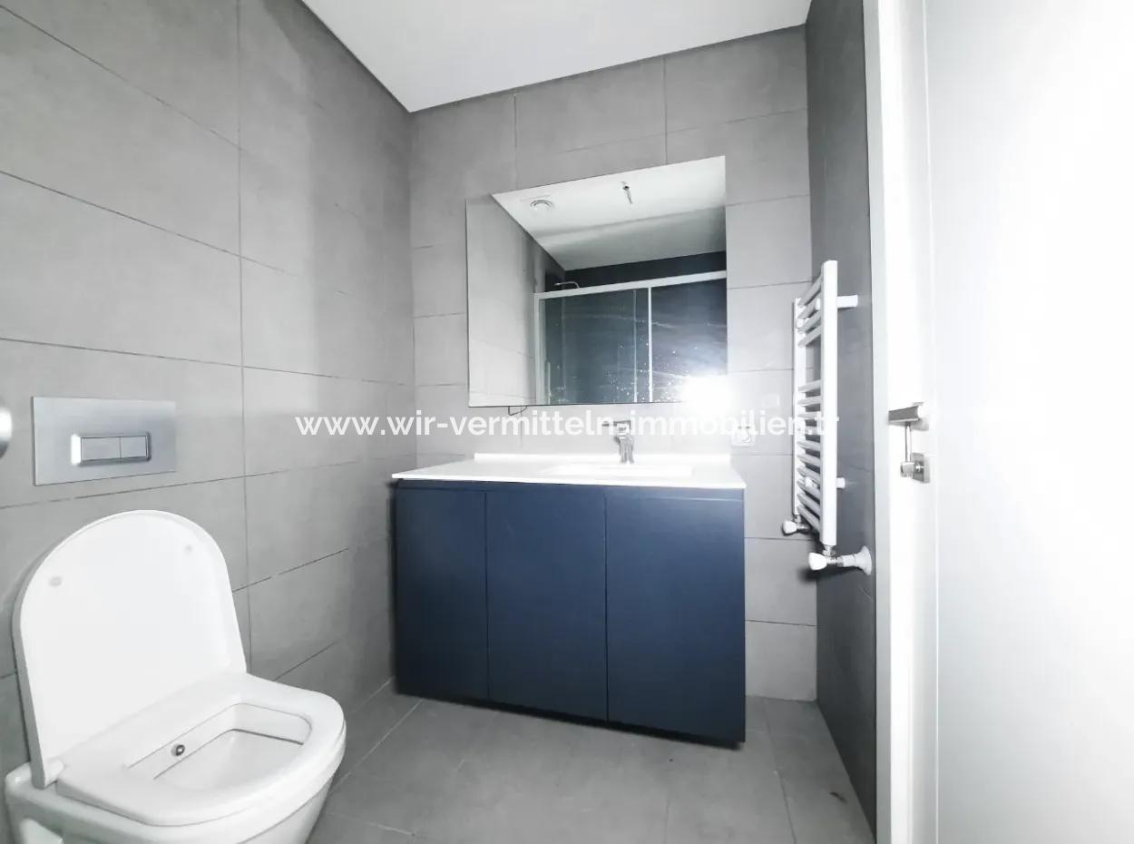 3+1 130 M² 17Rd Floor South Facing Apartment For Sale In Beytepe İncek Bulvar Loft Complex