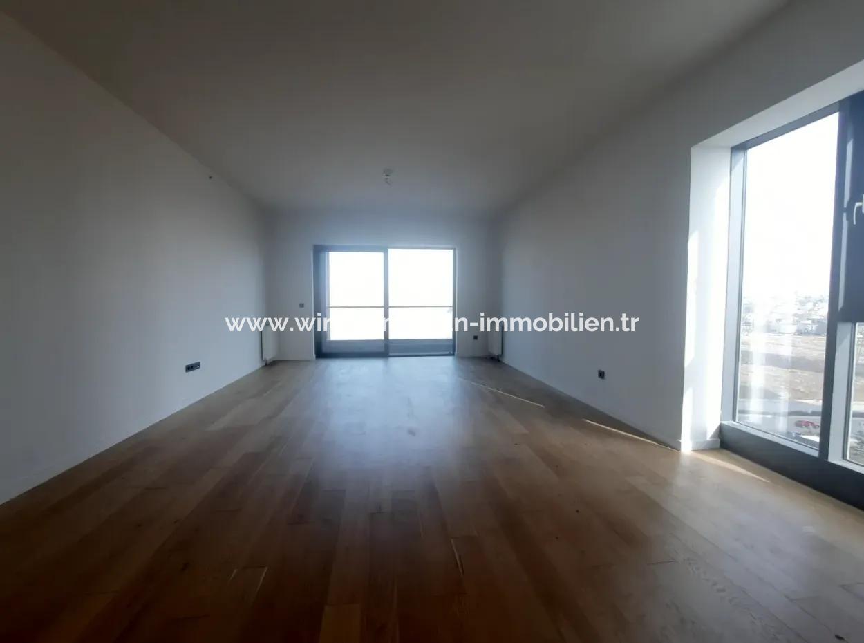 3+1 130 M² 23Rd Floor Boulevard View Apartment For Sale In Beytepe İncek Bulvar Loft Complex
