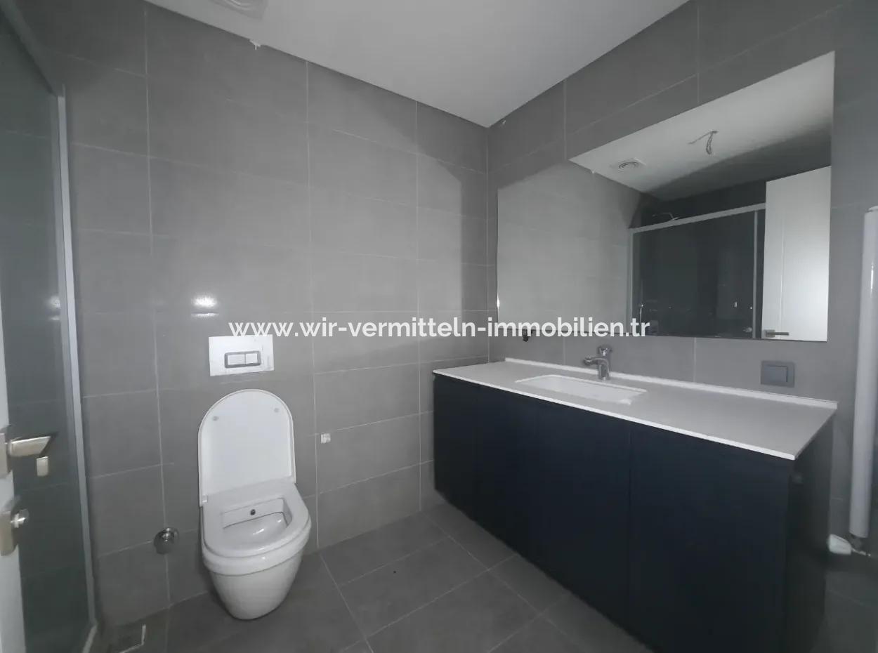 3+1 130 M² 23Rd Floor Boulevard View Apartment For Sale In Beytepe İncek Bulvar Loft Complex