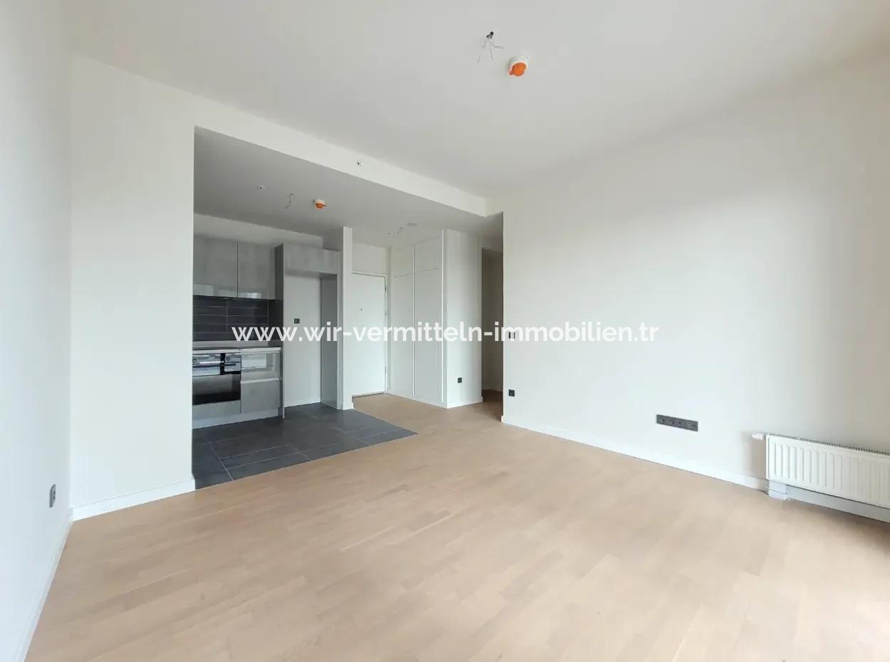 1+1 46 M² 2Nd Floor Çayyolu View Apartment For Sale In Beytepe İncek Bulvar Loft Complex