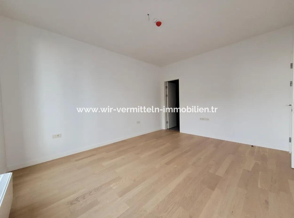 Fantastic 5.5+1 Duplex Apartment With Luxury Amenities In Gölbaşı - Ankara -Turkey