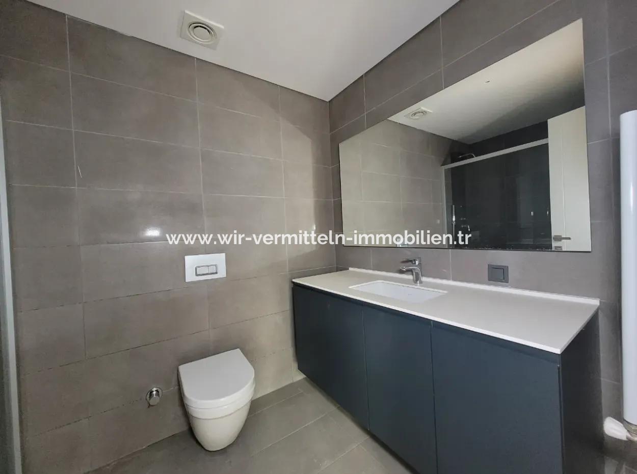 4+1 6Th Floor Tenantless Apartment For Sale In Beytepe İncek Bulvar Loft Complex