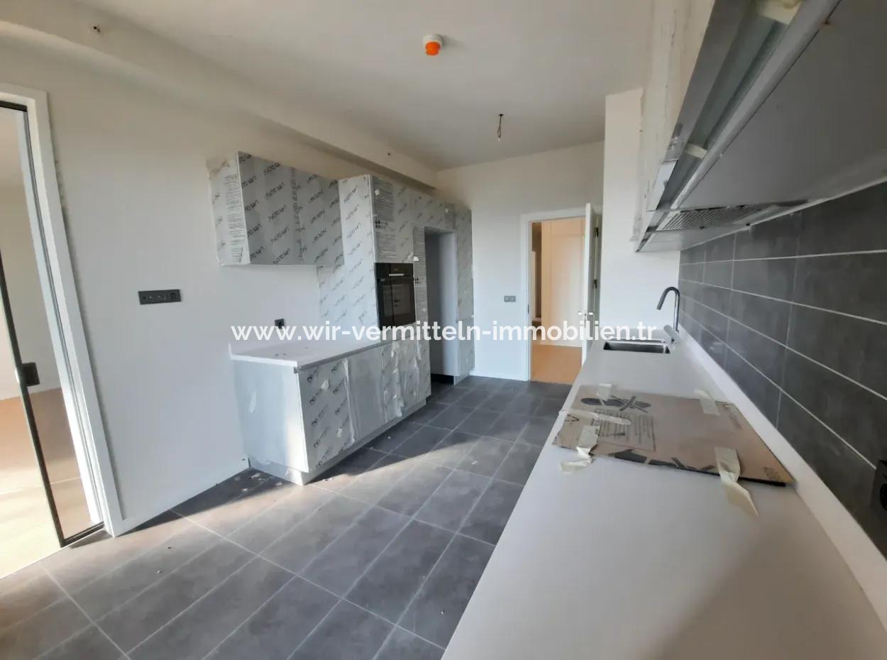 4+1 17 Th Floor Tenantless Apartment For Sale In Beytepe İncek Bulvar Loft Complex