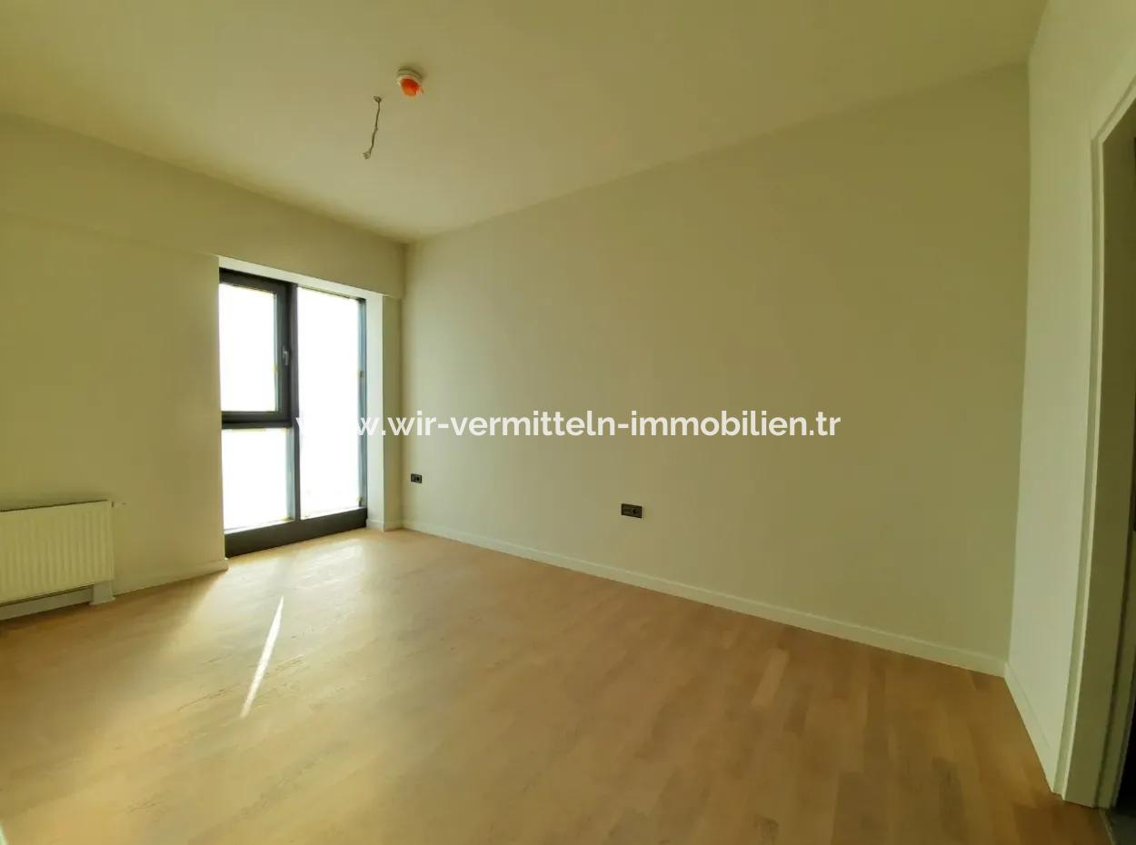 2+1 68 M² 10Th Floor Apartment For Sale In Beytepe İncek Bulvar Loft Complex