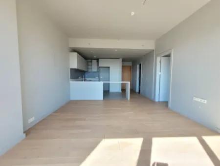 Empty İncek Loft 1+1  11Th Floor Apartment With Lake View For Rent