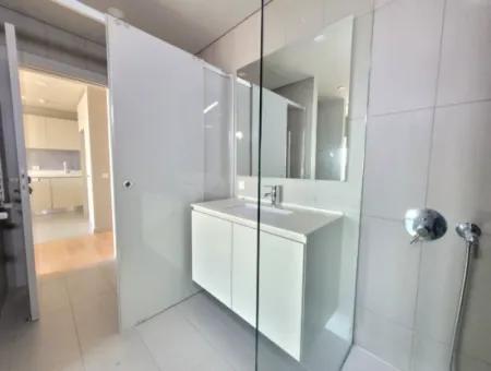 Empty İncek Loft 1+1  11Th Floor Apartment With Lake View For Rent