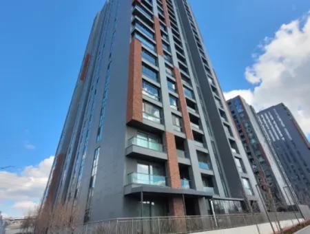 Beytepe İncek Bulvar Loft For Sale 1+1 55 M² 17Th Floor Apartment