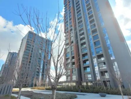 Beytepe İncek Bulvar Loft For Sale 1+1 55 M² 17Th Floor Apartment