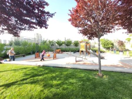 Beytepe İncek Bulvar Loft For Sale 1+1 55 M² 17Th Floor Apartment