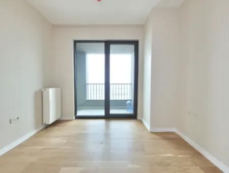 İncek Loft For Sale 2+1 85 M² 22Nd Floor Mogan Facade Apartment