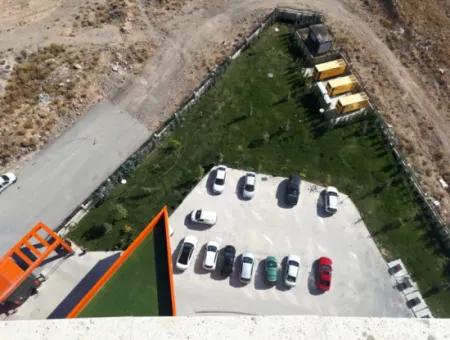 İncek Prestige For Sale 1+1 62 M² Eagle's Nest 43Rd Floor Apartment