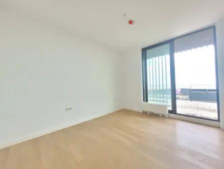 Empty İncek Loft For Sale Terrace 4+1 Mogan View 146 M² 1St Floor Apartment