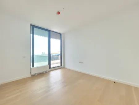 Empty İncek Loft For Sale Terrace 4+1 Mogan View 146 M² 1St Floor Apartment