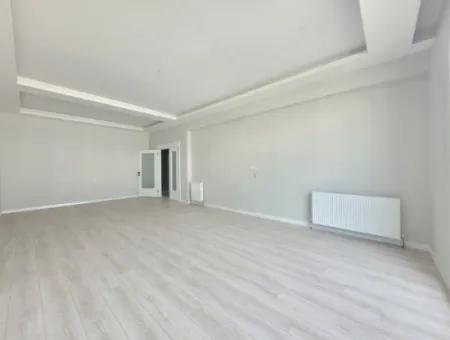 Suitable For Citizenship Luxury 200 M² Apartment For Sale On An Intermediate Floor With Park View In Bahçelievler Neighborhood, Gölbaşı, Ankara,