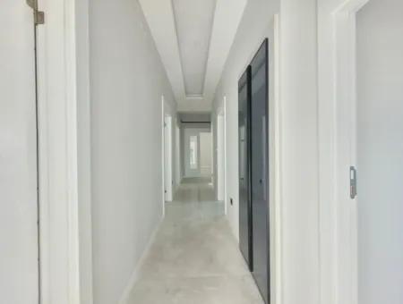 Suitable For Citizenship Luxury 200 M² Apartment For Sale On An Intermediate Floor With Park View In Bahçelievler Neighborhood, Gölbaşı, Ankara,