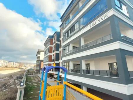 Suitable For Citizenship Luxury 200 M² Apartment For Sale On An Intermediate Floor With Park View In Bahçelievler Neighborhood, Gölbaşı, Ankara,