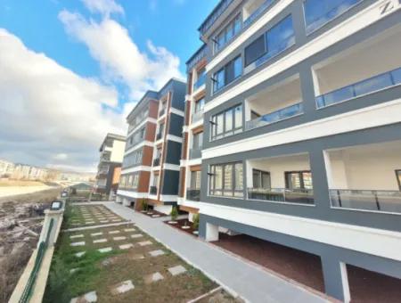 Suitable For Citizenship Luxury 200 M² Apartment For Sale On An Intermediate Floor With Park View In Bahçelievler Neighborhood, Gölbaşı, Ankara,