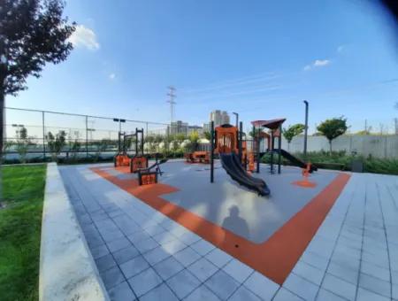 3+1 130 M² 17Rd Floor South Facing Apartment For Sale In Beytepe İncek Bulvar Loft Complex