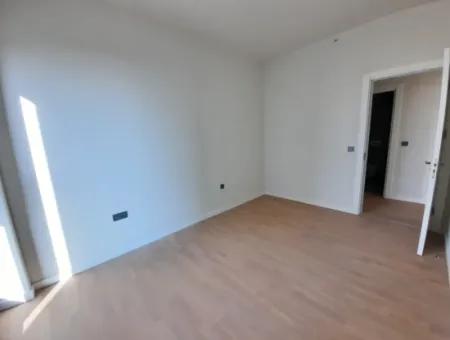 4+1 17 Th Floor Tenantless Apartment For Sale In Beytepe İncek Bulvar Loft Complex