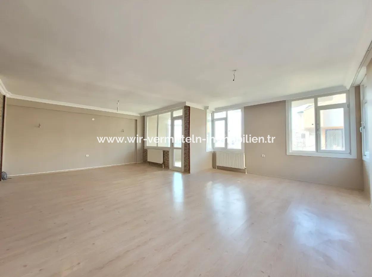 Bilkent 3 Ufuk Sitesi Yanında Caner Sitesinde Kiralık Lüks 6+2 Villa