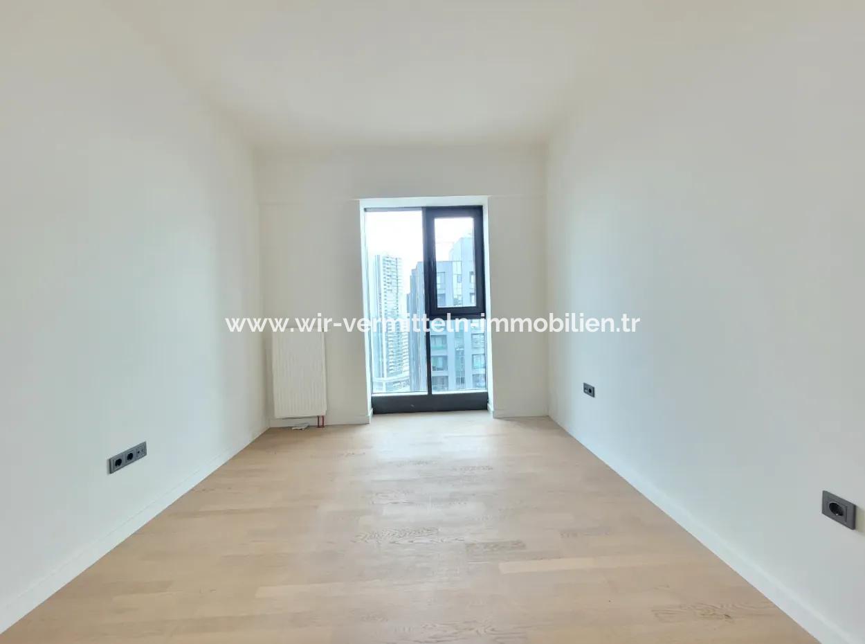 Beytepe İncek Bulvar Loft Satılık 4+1 20.Kat Park Manzaralı Güney Cephe  Daire