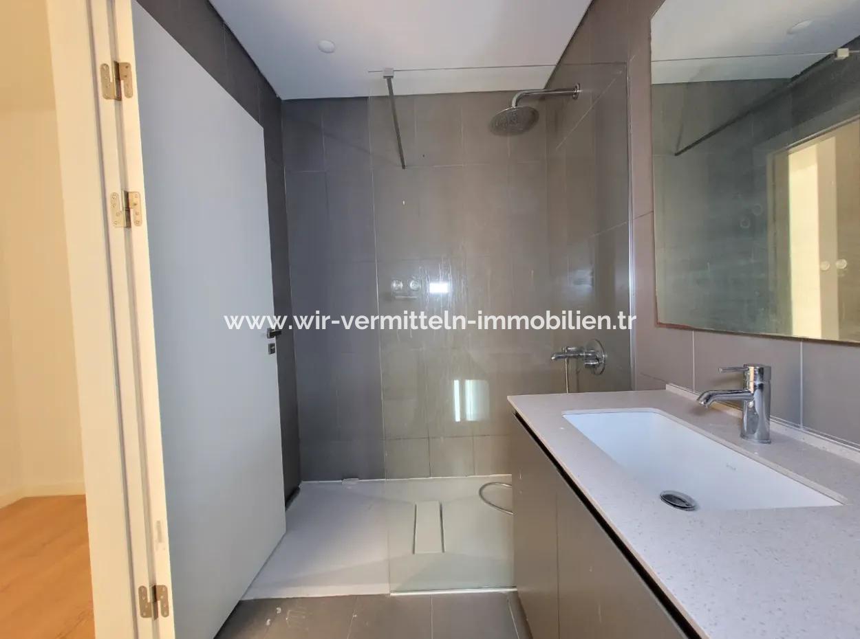 İncek Loft Satılık Teraslı  3+1 Şehir Manzaralı 3.Kat Daire