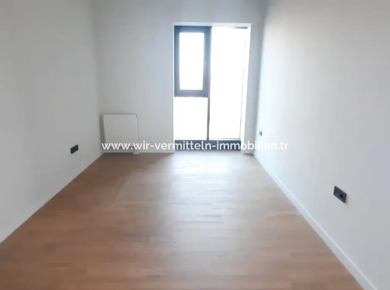 Beytepe İncek Bulvar Loft Satılık 2+1 68 M² 6.Kat Bulvar Cephe Daire