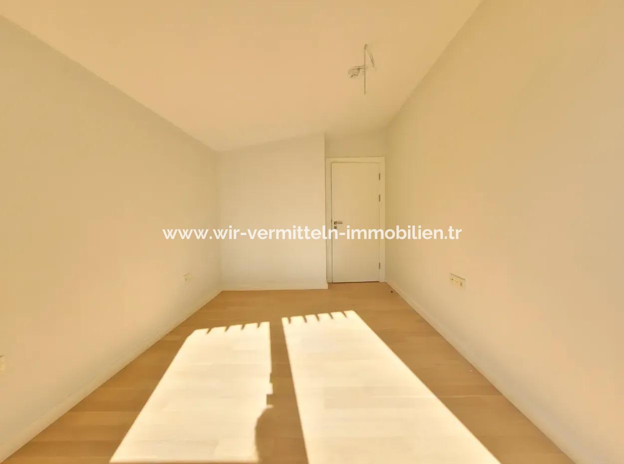 İncek Loft Satılık  5.5+1 Dubleks  Peyzaj Manzaralı 4.Kat Kiracısız Daire