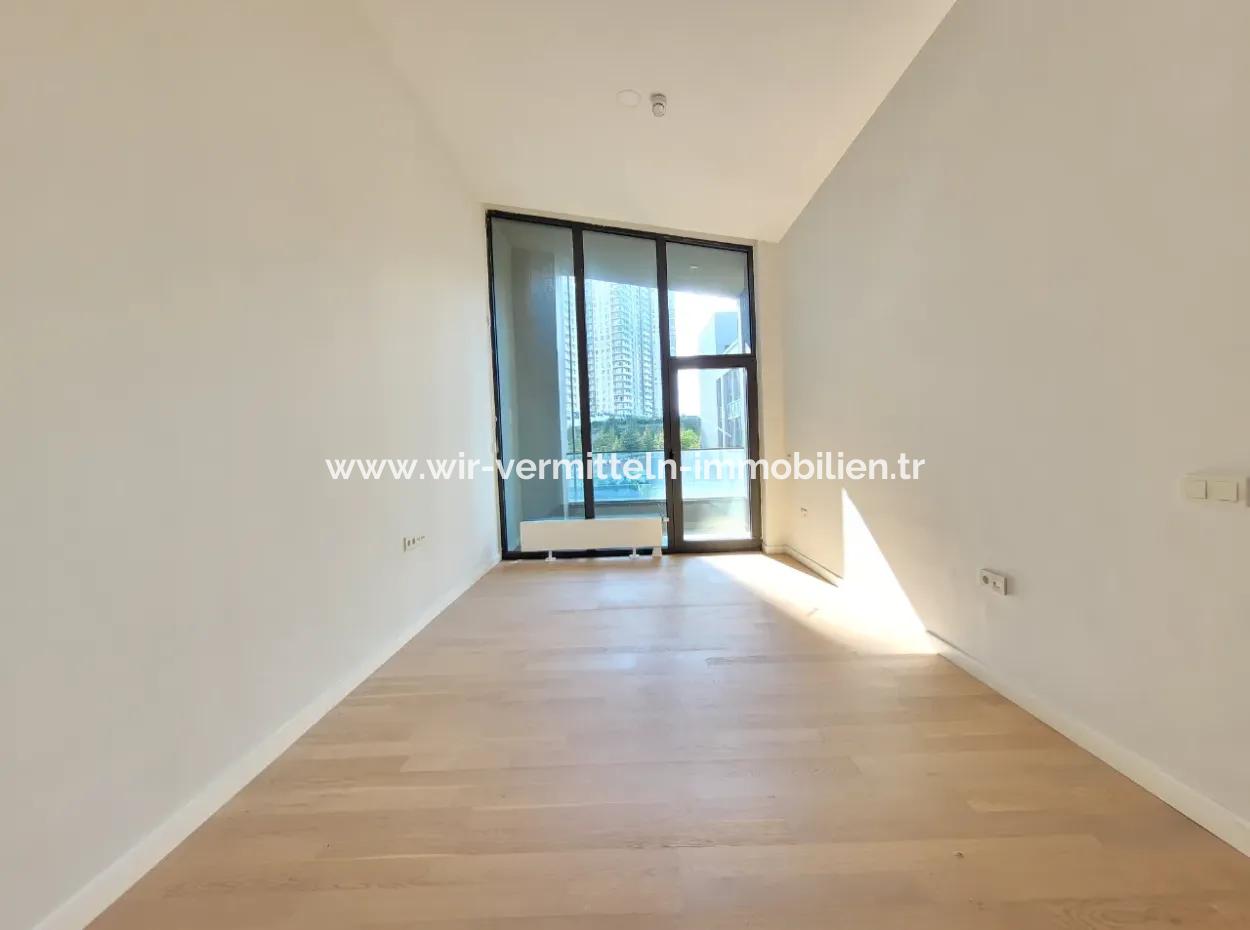 İncek Loft Satılık  5.5+1 Dubleks  Peyzaj Manzaralı 4.Kat Kiracısız Daire