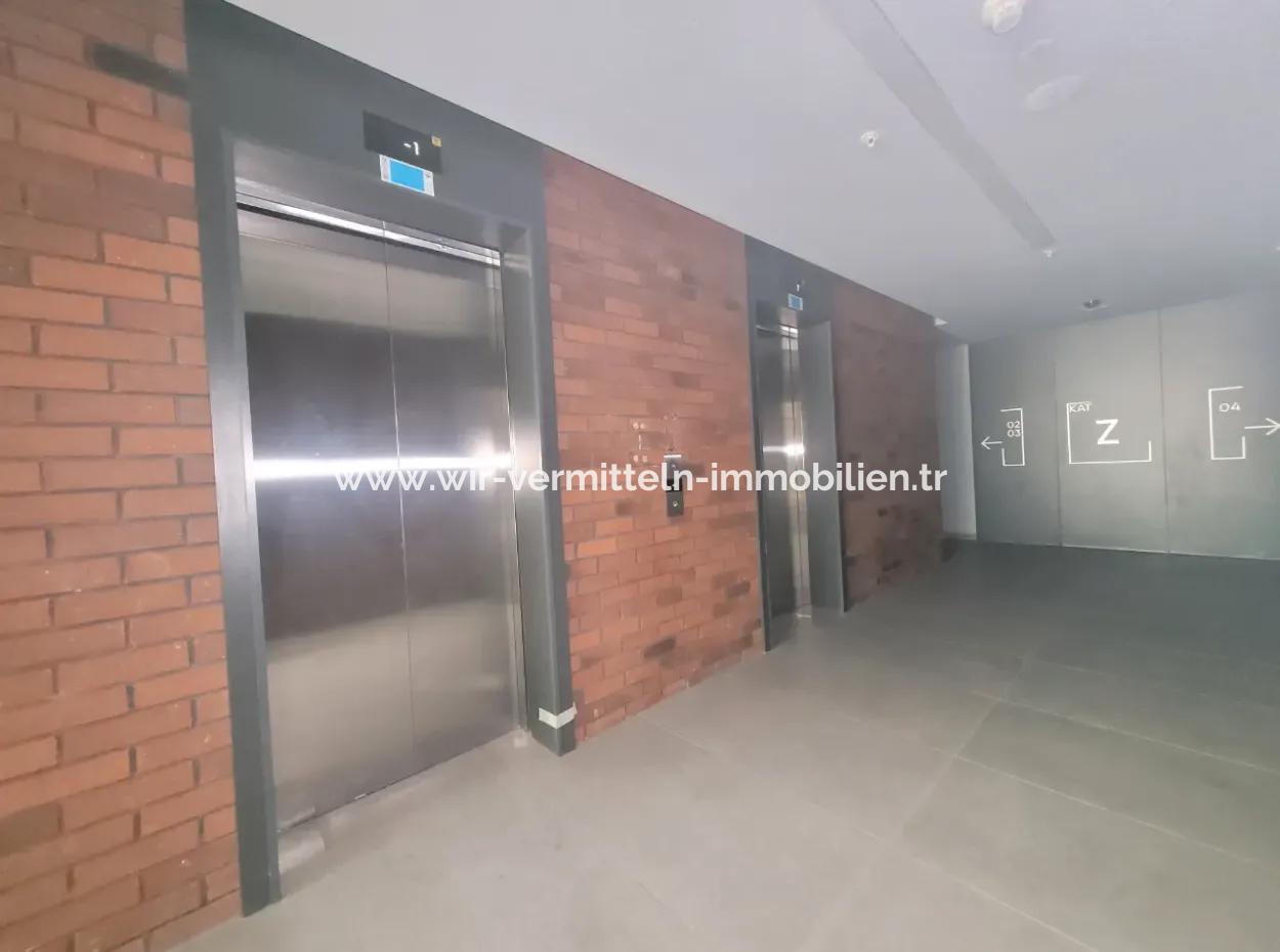 Beytepe İncek Bulvar Loft Satılık 3+1 130 M² 1.Kat Park Manzaralı Güney Cephe Daire
